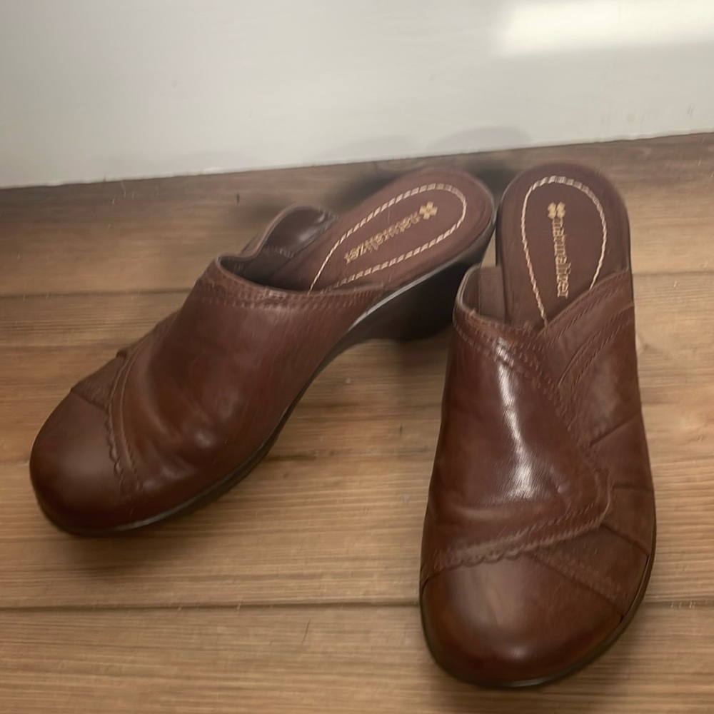 Naturalizer Wedge
